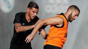 Theo y Benzema, en el entrenamiento del Real Madrid