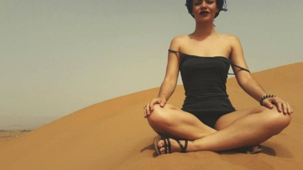 Rosa María Molina tiene 22 años y es azafata de vuelo de formación.