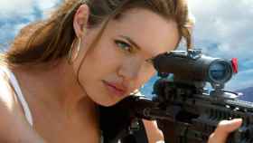 Angelina Jolie en la película Tomb Rider.