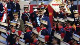 El rey Felipe preside el desfile del Día de la Fiesta Nacional.