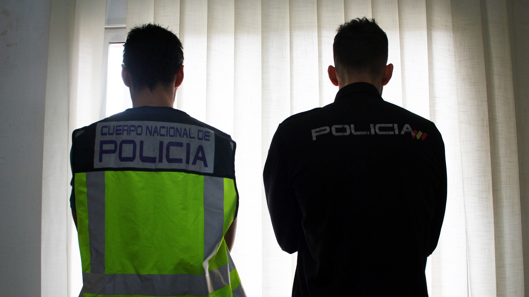 Dos policías nacionales que trabajan en la provincia de Barcelona.