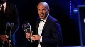 Zidane recibe el premio The Best