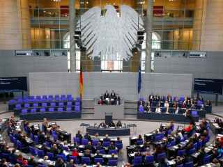 Alemania: Parlamento aprueba controvertida reforma electoral