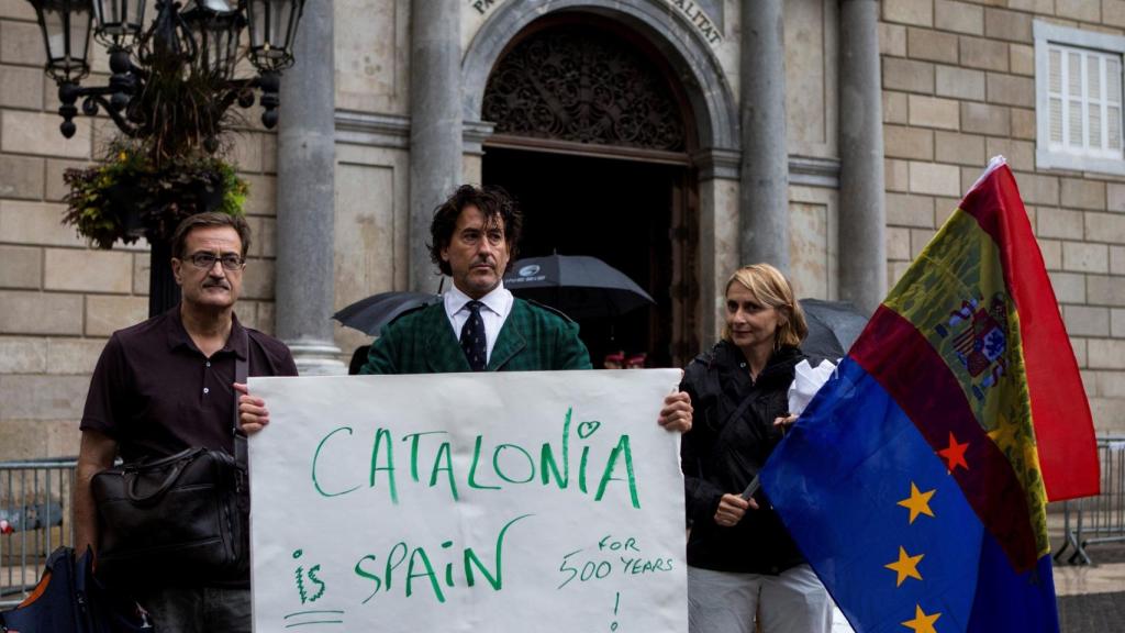 Álvaro de Marichalar manifestándose.