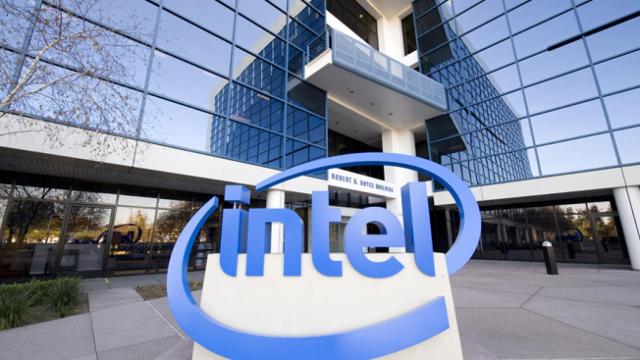 Intel ha pasado de ser el rey de los procesadores a ayudar a Google