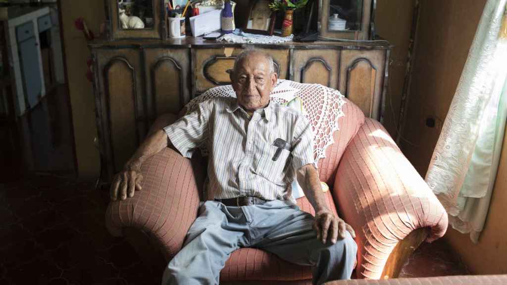 Bonifacio, de 100 años, es uno de los muchos ancianos que vive en la Península de Nicoya, la zona azul más grande del planeta.