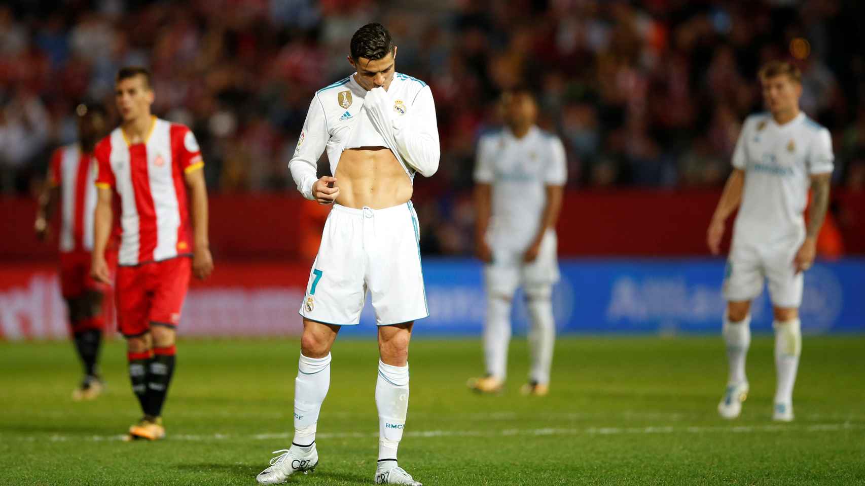 Cristiano Ronaldo, cabizbajo, en el Girona - Real Madrid, uno de los partidos en los que ya se atisbó el problema del Madrid.