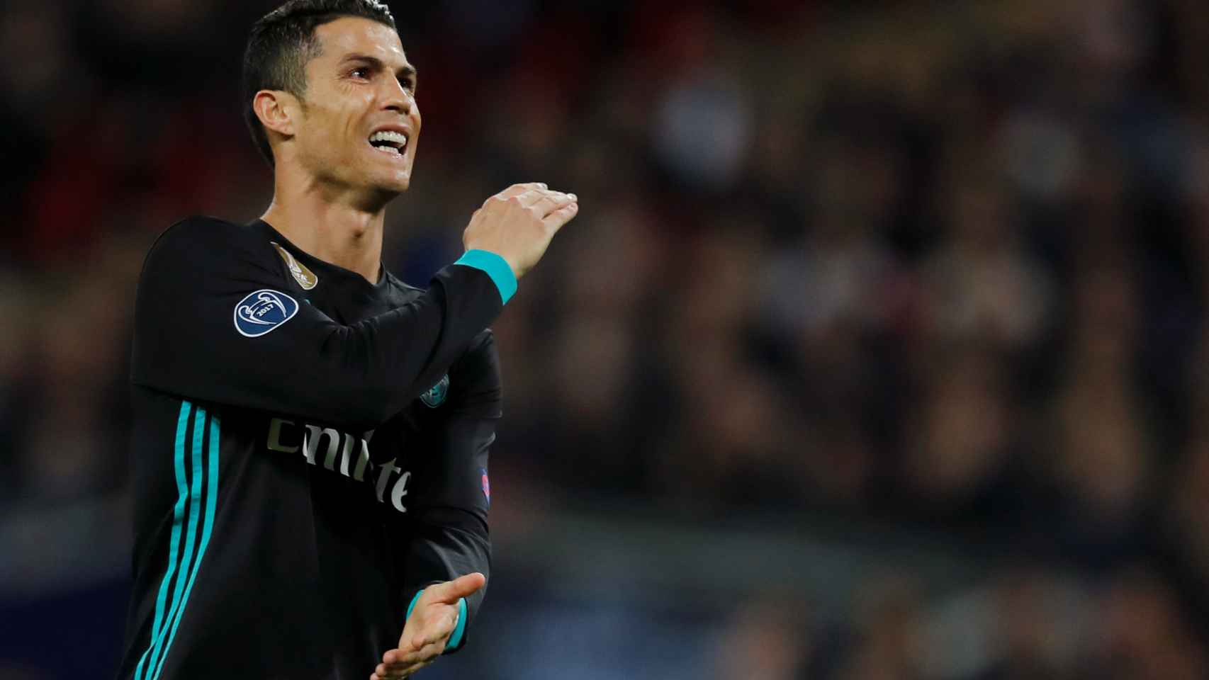 Cristiano Ronaldo se lamenta tras fallar