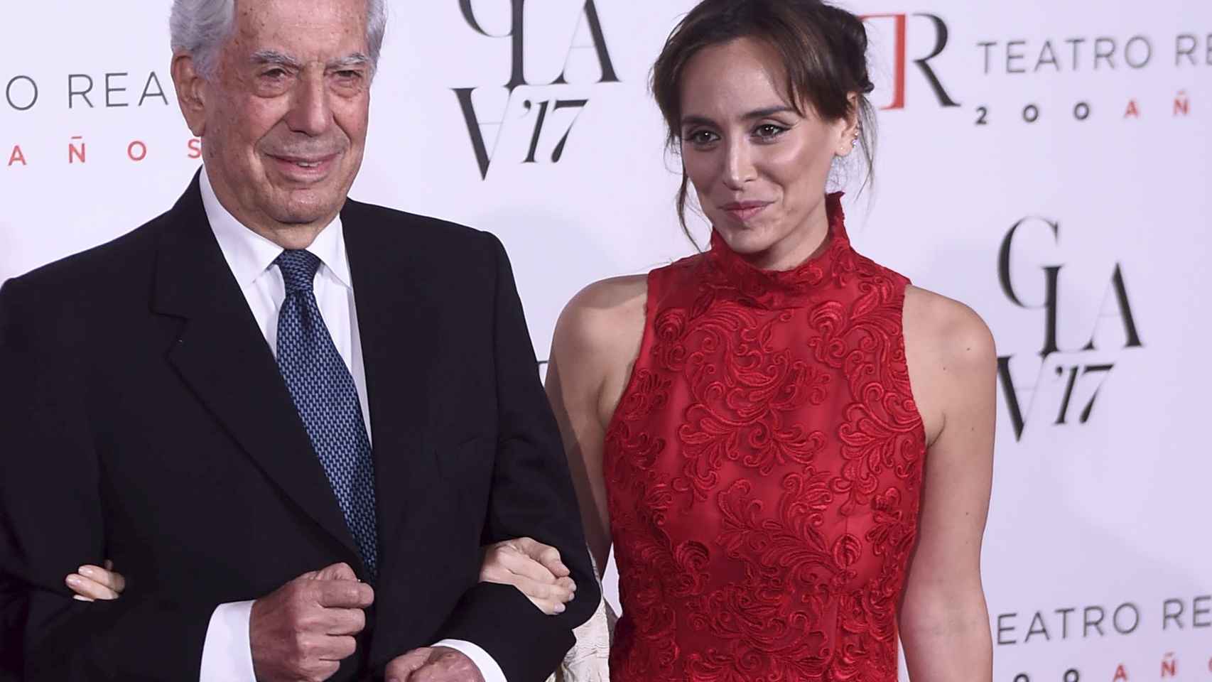 Los invitados vip al Teatro Real: Tamara Falcó del brazo de Vargas Llosa