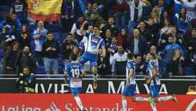 Los jugadores del Espanyol celebran un gol.