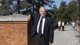 Miguel Ángel Moratinos, exministro de Exteriores, en un parque de Madrid.