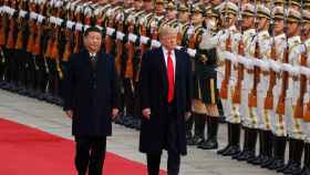 Trump, junto al presidente chino, a su llegada a Pekín.
