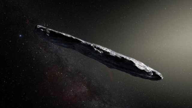 El asteroide Oumuamua en una recreación.