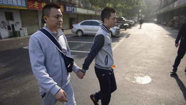 Sun Wenlin andy Hu Mingliang, una pareja que denunció la imposibilidad de casarse en China.