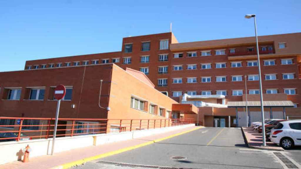 El Hospital Ciudad de Coria fue escenario, hace casi 10 años, de los abusos sexuales de uno de sus anestesistas a 11 pacientes