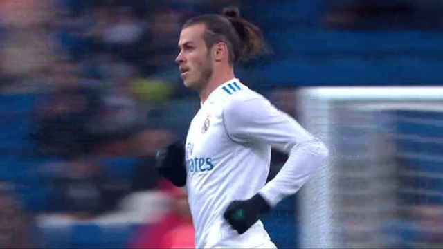 Gareth Bale, aplaudido a su salida al campo