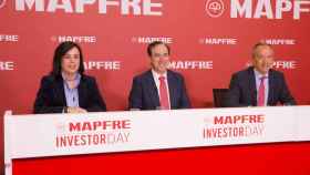 Antonio Huertas, presidente de Mapfre, junto a su equipo en el 'Investors Day' de la aseguradora.