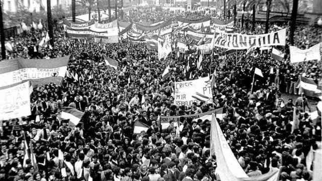 Manifestación del 4 de diciembre de 1977 en Cádiz por la autonomía de Andalucía.