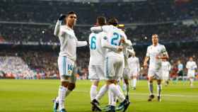 Los jugadores del Real Madrid celebran un gol ante el Dortmund.