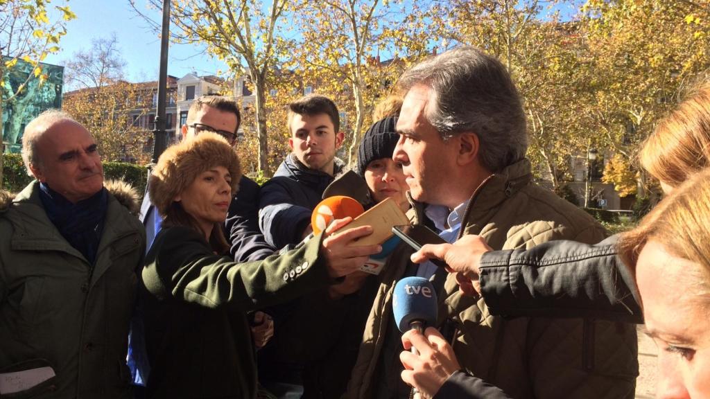 Santiago Espot a la salida de la Audiencia Nacional