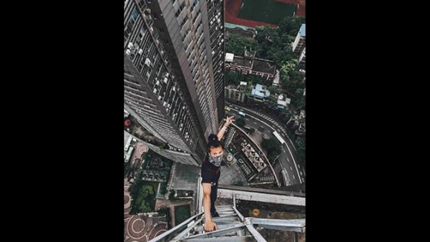 Wu Yongning’s Most Insane, Terrifying Rooftopper Stunt Videos Before He