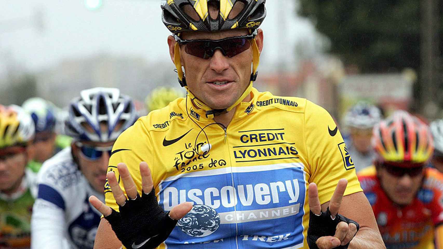 Lance Armstrong tras ganar su séptimo y último Tour de Francia.