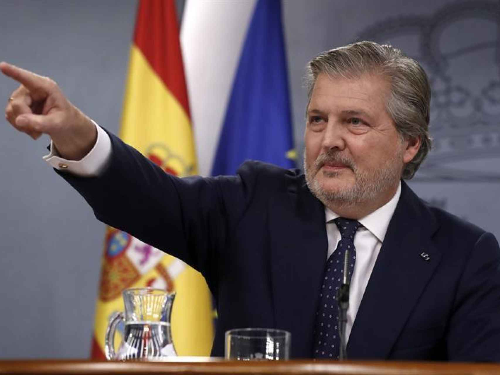 Méndez de Vigo en comparecencia como portavoz del Gobierno.