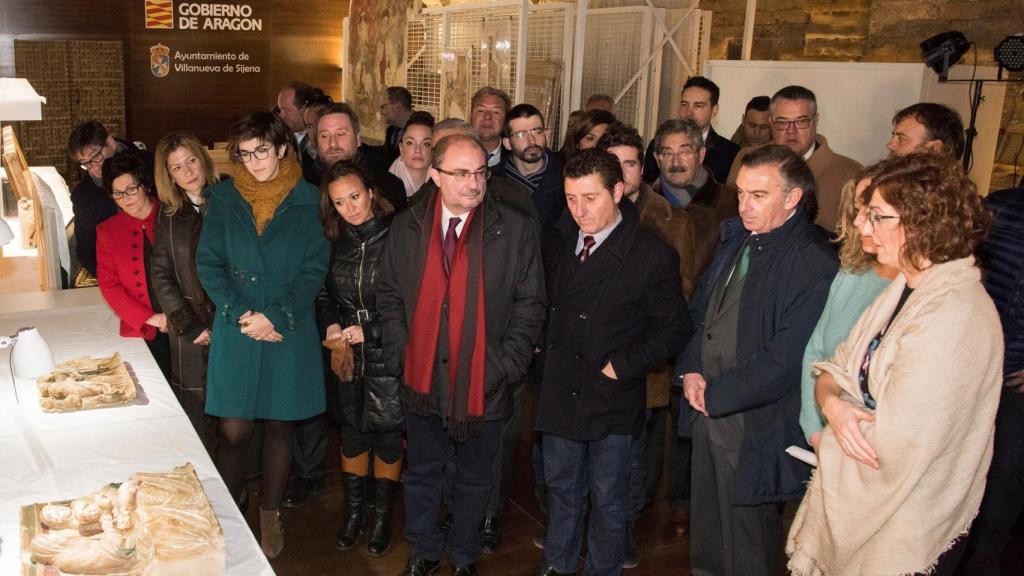 Javier Lambán en su visita al Monasterio de Sijena.