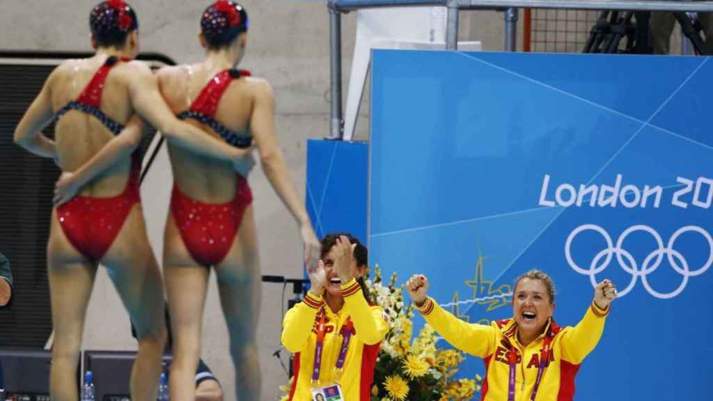 Anna Tarrés celebra la consecución de una medalla para España.