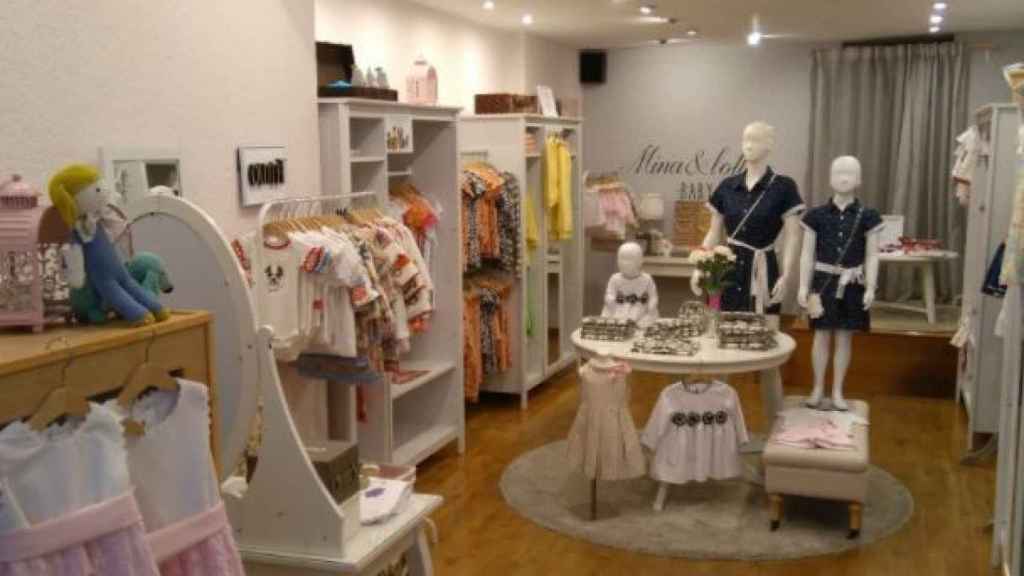 La tienda de María Lapiedra de ropa de niños.