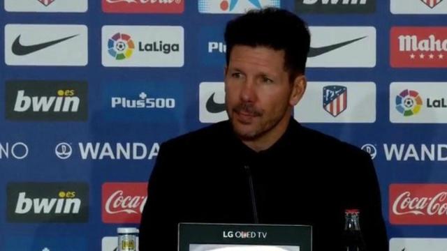 Simeone, en rueda de prensa. Foto: Twitter (@elchiringuitotv)