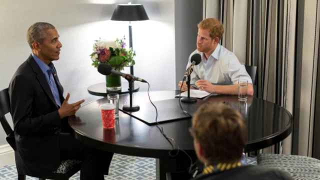 Obama y Harry durante la entrevista.