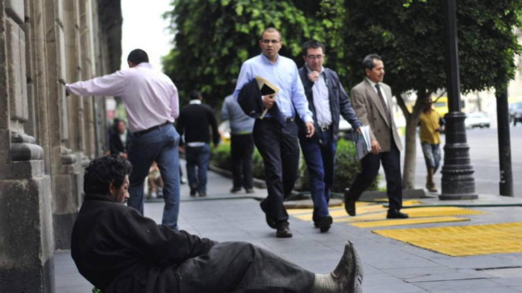 Mendigo en las calles de Madrid.
