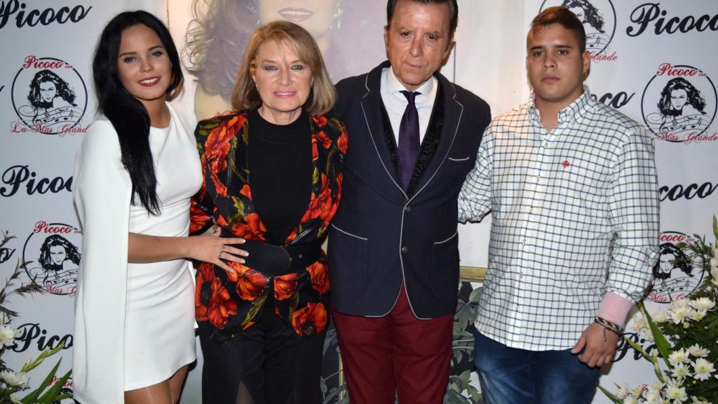 Ortega Cano junto a su hijo José Fernando.