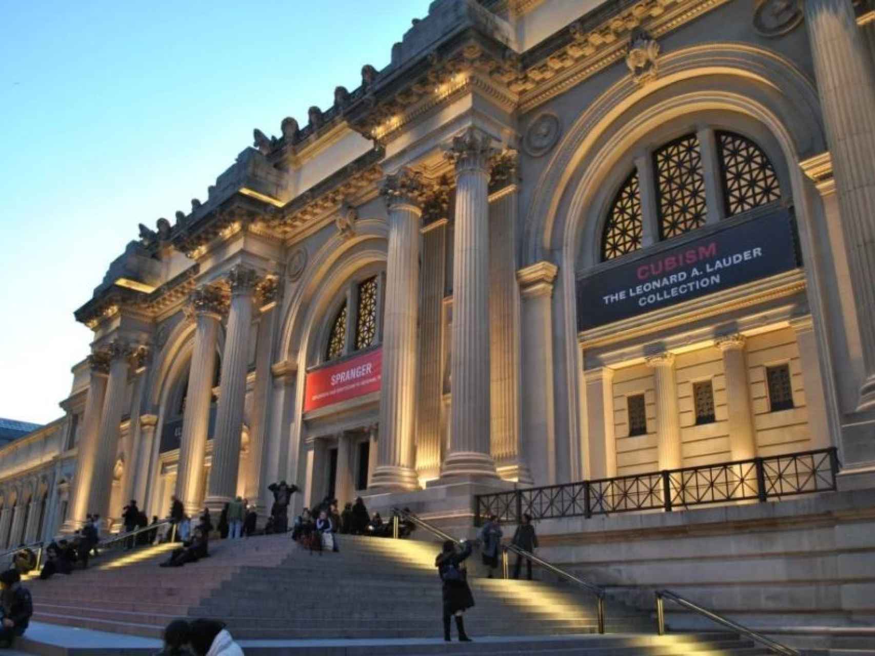 Fachada principal del Metropolitan Museum (MET) de Nueva York.