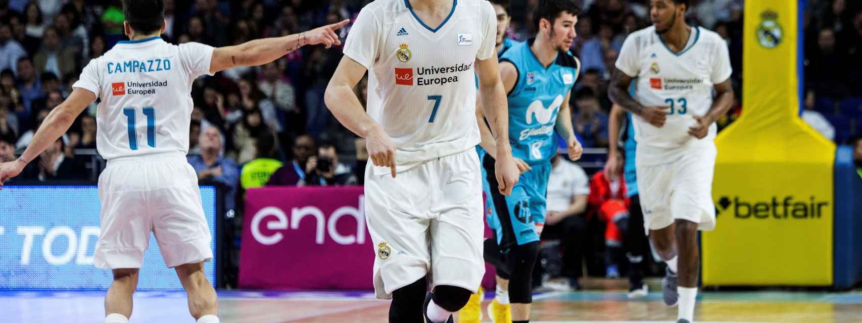 Luka Doncic en un partido del Real Madrid de baloncesto.