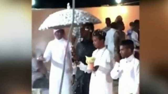 Una boda gay en Arabia Saudí acaba con todos los participantes entre rejas