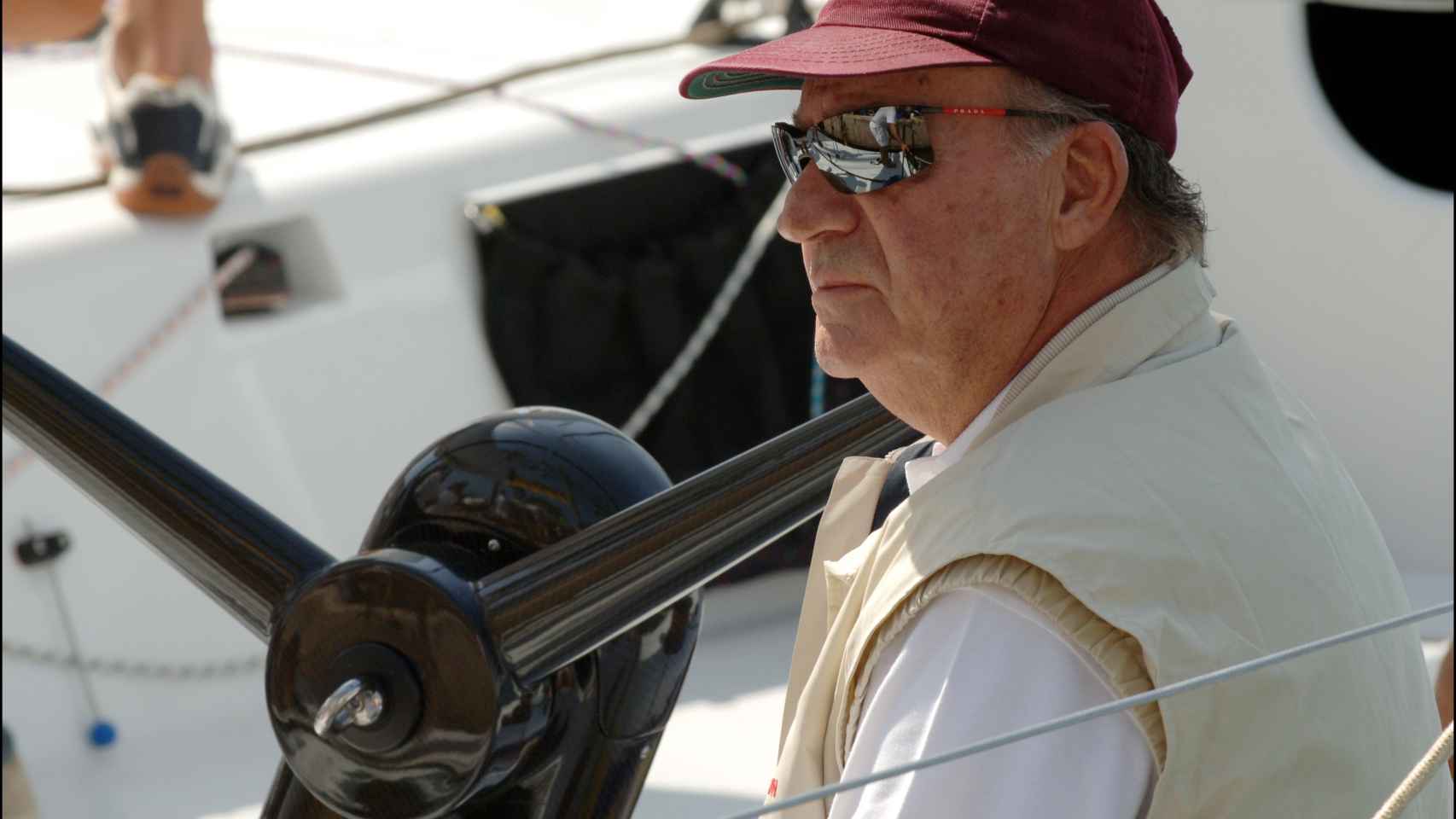 Juan Carlos en un barco.