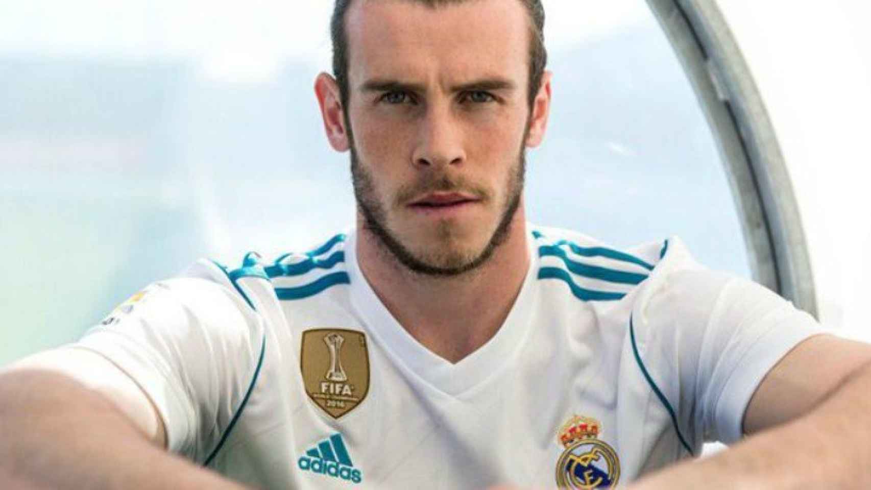 Bale presenta la nueva equipación del Real Madrid
