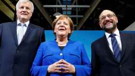 Seehofer, Merkel y Schulz, comparecen ante los medios tras alcanzar un principio de acuerdo
