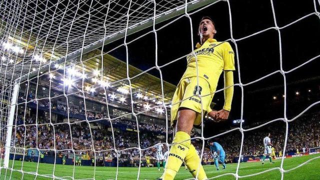 Fornals, celebrando un gol con el Villarrea. Foto: Twitter (@VillarrealCF)