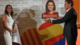 Ines Arrimadas y Albert Rivera durante un acto de la campaña catalana.