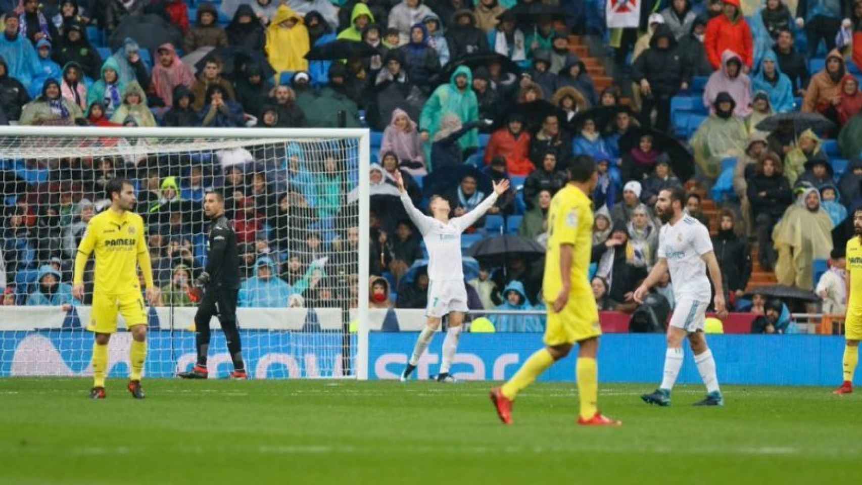 Cristiano lamentándose. Foto: Manu Laya / El Bernabéu