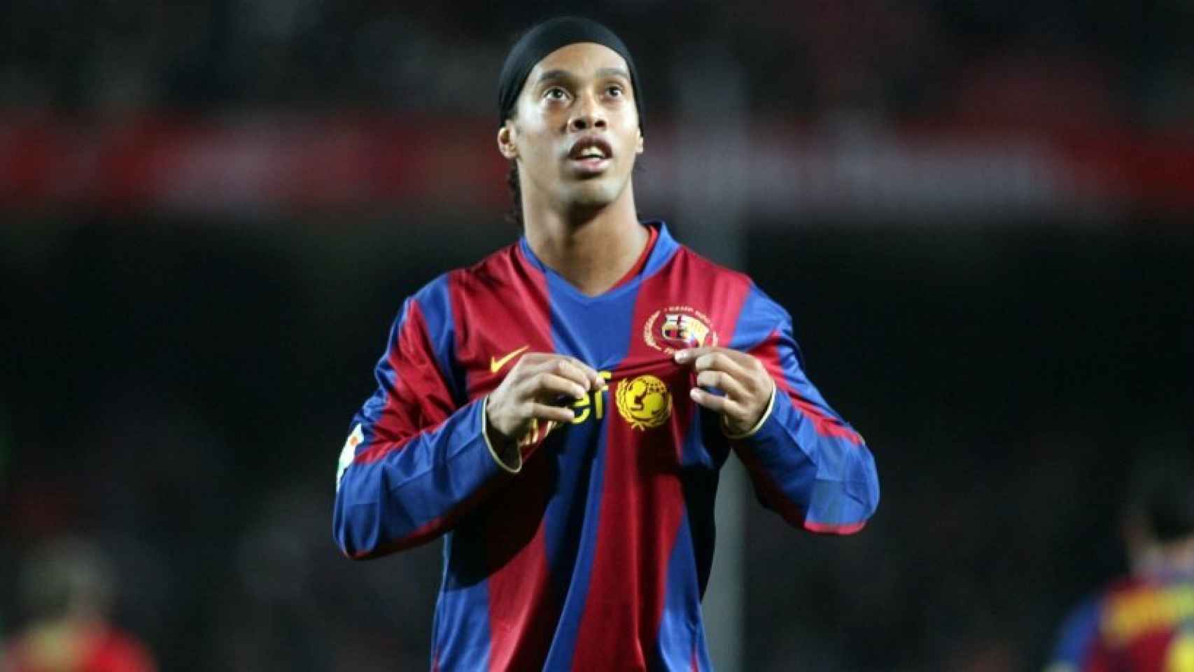 Ronaldinho, ídolo del Barcelona, anunció su retirada. Foto: fcbarcelona.es