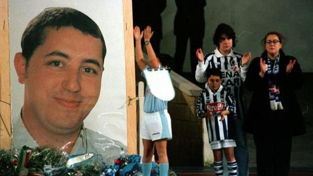 Uno de los homenajes realizados a Aitor Zabaleta en San Sebastián.