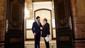 Miquel Iceta y Roger Torrent, en el Parlamento de Cataluña