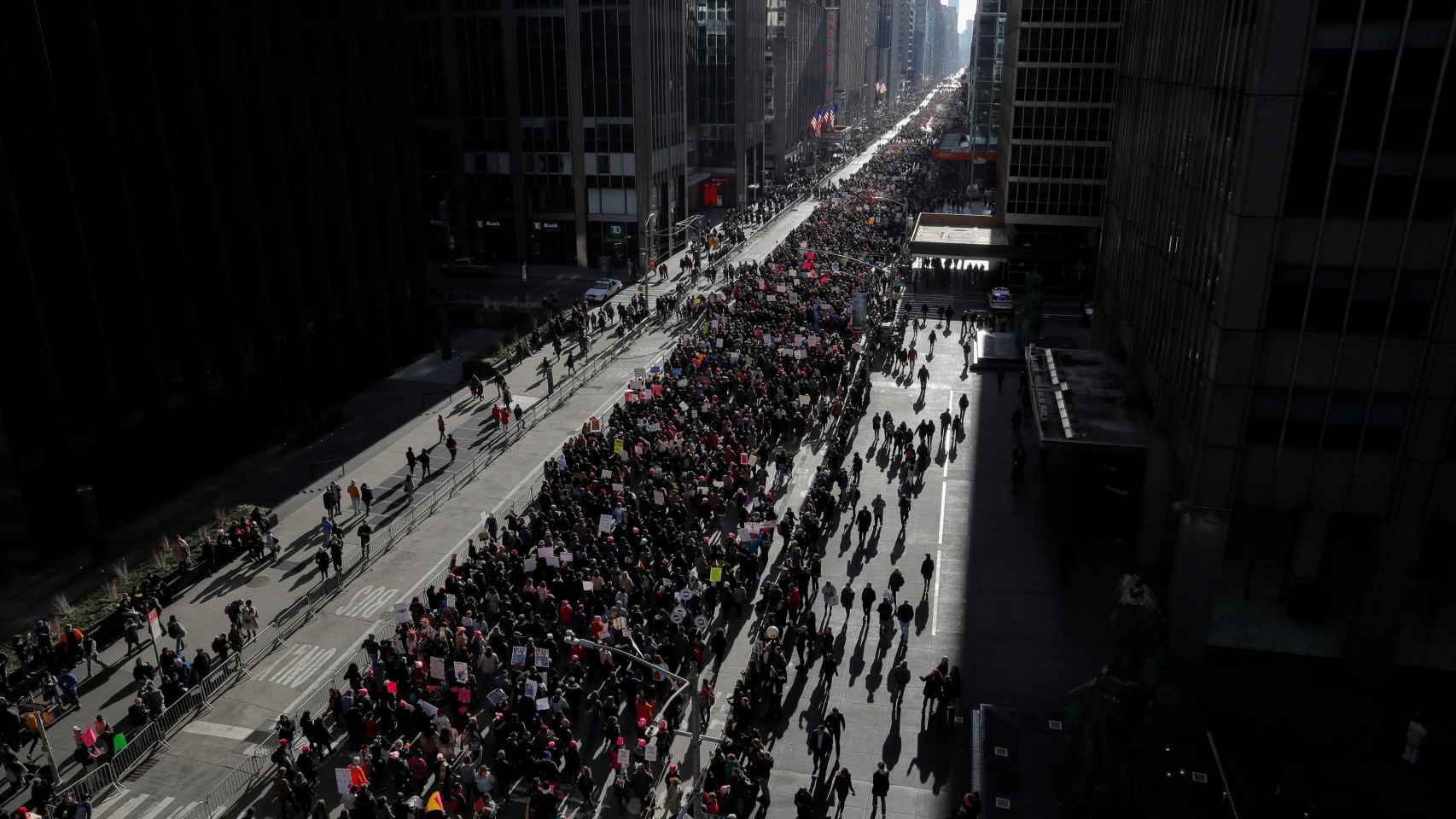 La Sexta avenidade Nueva York durante la marcha. Foto: Reuters