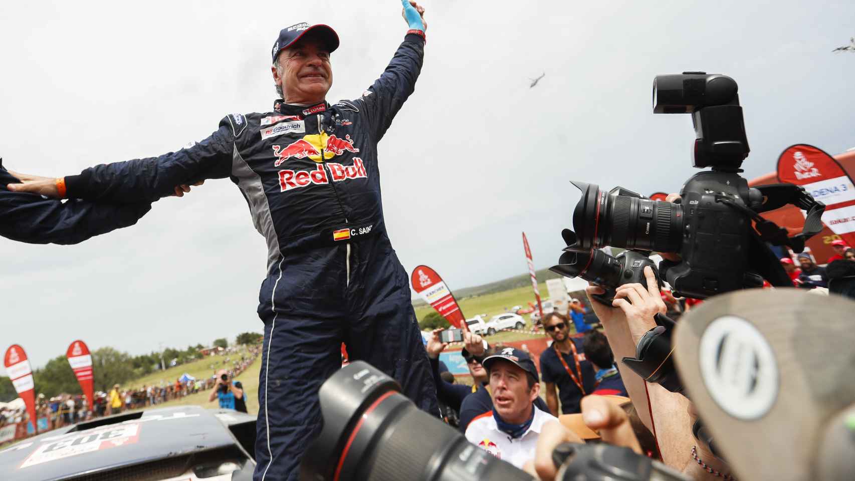 Carlos Sainz y su segundo Dakar en imágenes