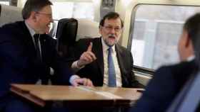 Mariano Rajoy, en el AVE que ha confundido con un avión.