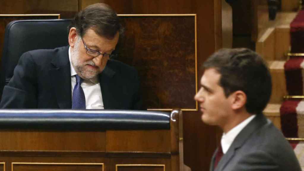 Rajoy y Rivera, durante un debate en el Congreso.